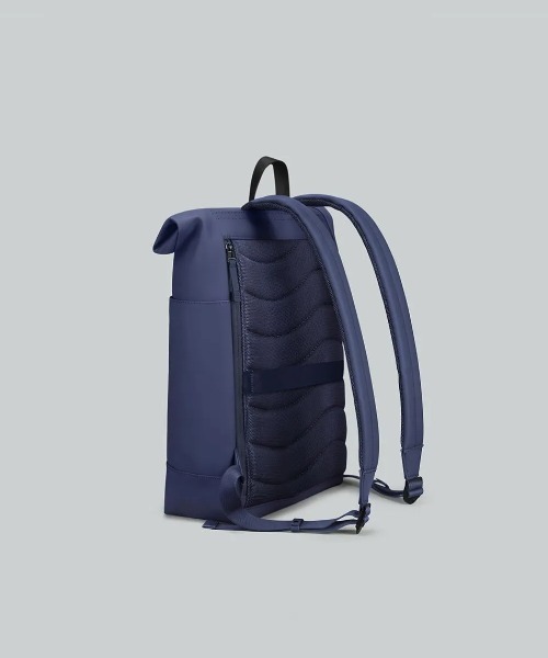 GASTON LUGA(ガストンルーガ)の「GASTON LUGA/ガストンルーガ/Splash Rolltop 13/14"(バックパック/リュック・メンズ・グレー/ブルー/ブラック・F)」の8枚目の写真