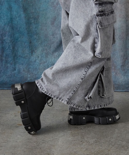 SERACE（セラス）の「【SERACE】Metal parts design high sole lace up boots / メタルパーツデザインハイソールレースアップブーツ（ブーツ・メンズ・ブラック・S/M/L）」の19枚目の写真