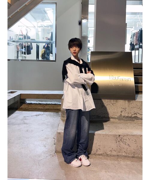 MUSINSA STANDARD WOMAN（ムシンサスタンダードウーマン）の「ウィメンズライトウェイトルーズストレートデニムパンツ[ミディアムインディゴ]（デニムパンツ・レディース・その他・30/24/25/26/27/28/29）」の9枚目の写真