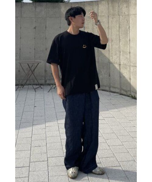 GRAVER（グレーバー）の「[UNISEX]スモールドローイングスマイルバンファルティ_ブラック（Tシャツ/カットソー・レディース・ブラック・LARGE/MEDIUM/SMALL/X-LARGE）」の8枚目の写真