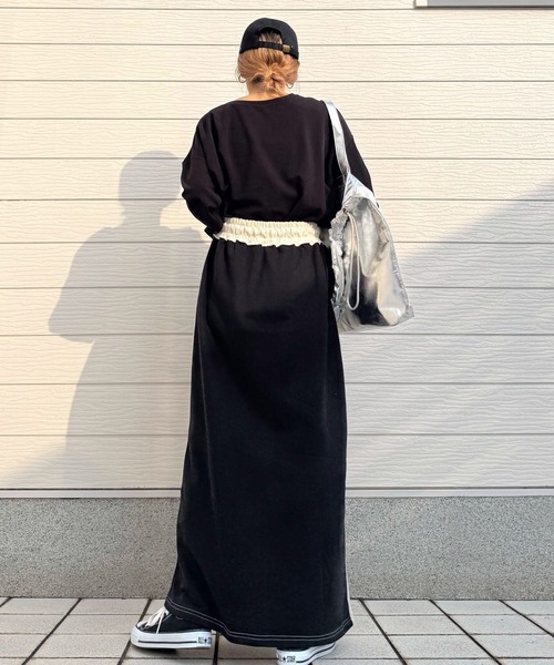 Q(キュー)の「裏毛バイカラー切替スカート(スカート・レディース・ライトグレー/アイボリー・MEDIUM)」の3枚目の写真