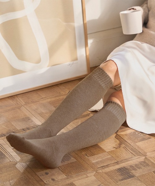 KOBE LETTUCE（コウベレタス）の「裏パイルハイソックス（ソックス/靴下・レディース・ブラウン/グレー/ブラック・M）」の9枚目の写真