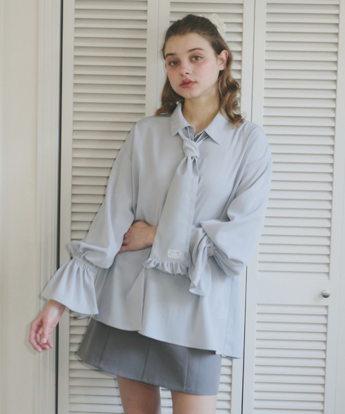 idem（イデム）の「volume sleeve frill tie blouse / タイ付きブラウス（シャツ/ブラウス・レディース・ライトブルー/アイボリー・FREE）」の22枚目の写真