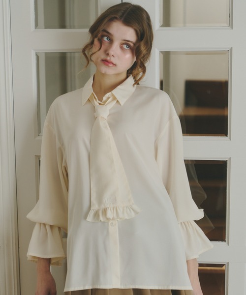 idem（イデム）の「volume sleeve frill tie blouse / タイ付きブラウス（シャツ/ブラウス・レディース・ライトブルー/アイボリー・FREE）」の9枚目の写真