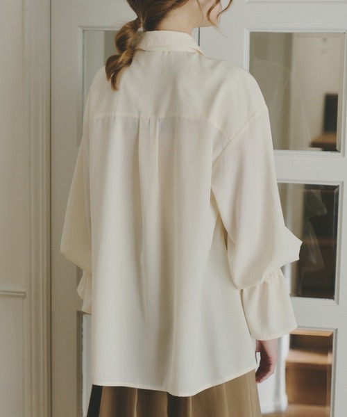 idem（イデム）の「volume sleeve frill tie blouse / タイ付きブラウス（シャツ/ブラウス・レディース・ライトブルー/アイボリー・FREE）」の10枚目の写真