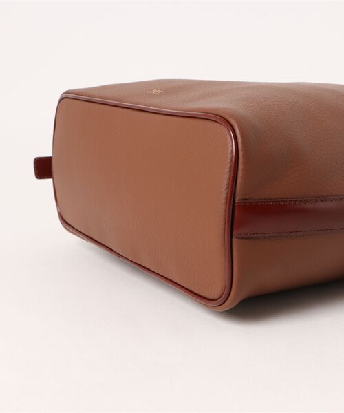 A.P.C.（アーペーセー）の「SAC VERA（ショルダーバッグ・レディース・ブラウン・ONESIZE）」の3枚目の写真