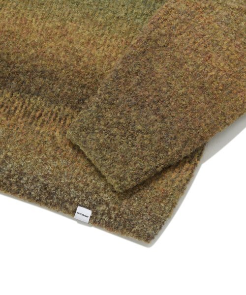 COVERNAT(カバーナット)の「グラデーションクルーネックニットカーキ(ニット/セーター・レディース・その他・MEDIUM/LARGE)」の5枚目の写真