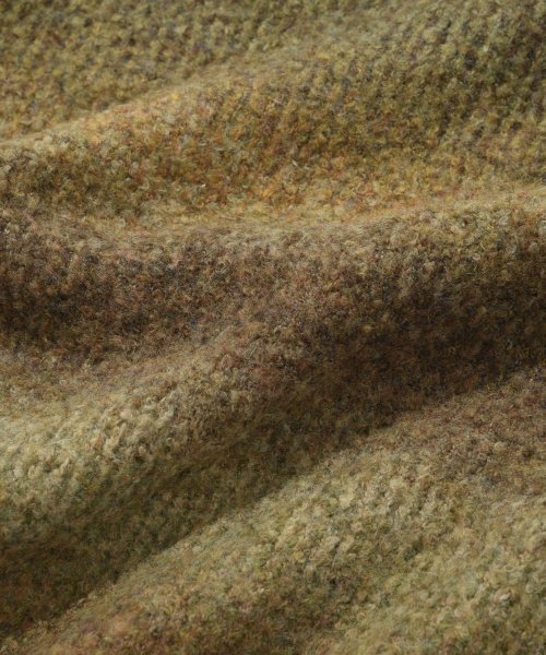 COVERNAT(カバーナット)の「グラデーションクルーネックニットカーキ(ニット/セーター・レディース・その他・MEDIUM/LARGE)」の6枚目の写真