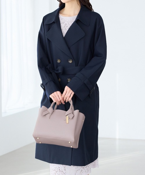 Honeys（ハニーズ）の「【非フッ素撥水加工】撥水加工トレンチコート（トレンチコート・レディース・ネイビー/ピンクベージュ/ブラック/ライトベージュ・3L/L/LL/M/S）」の11枚目の写真