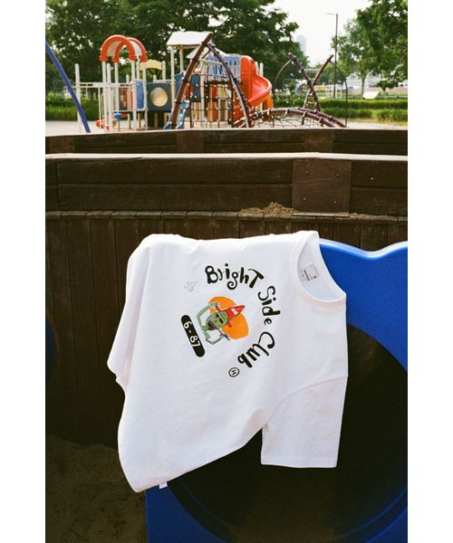 HORLISUN(ホーリーサン)の「25 B.S.C GRAPHIC T-SHIRT ALIEN(Tシャツ/カットソー・レディース・その他・SMALL/MEDIUM/LARGE)」の8枚目の写真