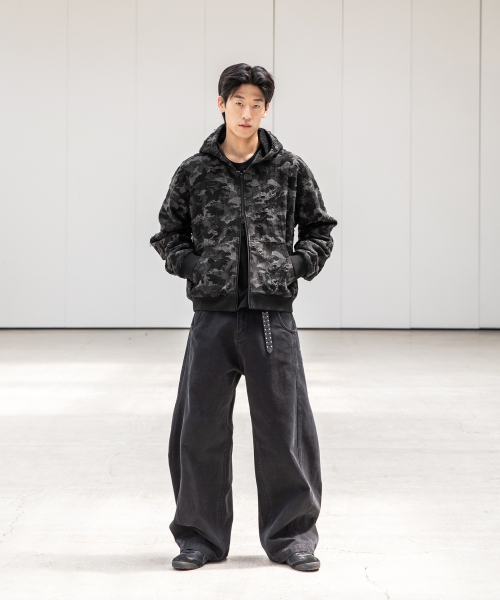 BEGIN202（ビギン202）の「ルボツイストパンツ [シェイドブラック]（その他パンツ・メンズ・その他・4/2/1/3）」の2枚目の写真