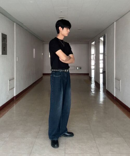 DECET(デケト)の「Deep Pleats Wide Jeans DCPT030DBlueA(デニムパンツ・レディース・その他・26/28/30/32/34)」の5枚目の写真