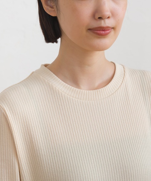 OMNES(オムネス)の「テレコリブ袖バイカラー長袖トップス(Tシャツ/カットソー・レディース・ブラック/アイボリー・FREE)」の13枚目の写真