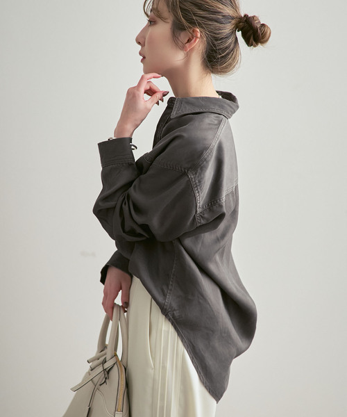 Noble（ノーブル）の「フェードカラービッグポケットシャツ（シャツ/ブラウス・レディース・チャコールグレー/ネイビー・FREE）」の3枚目の写真