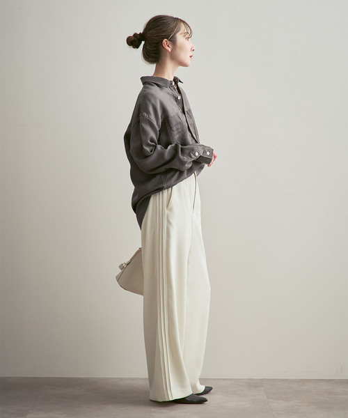 Noble（ノーブル）の「フェードカラービッグポケットシャツ（シャツ/ブラウス・レディース・チャコールグレー/ネイビー・FREE）」の6枚目の写真