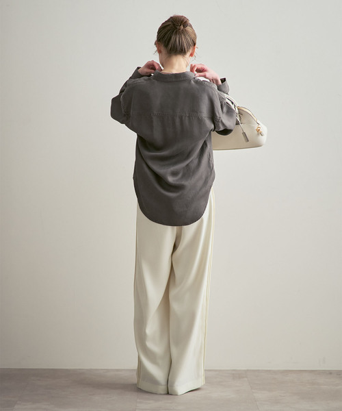 Noble（ノーブル）の「フェードカラービッグポケットシャツ（シャツ/ブラウス・レディース・チャコールグレー/ネイビー・FREE）」の7枚目の写真