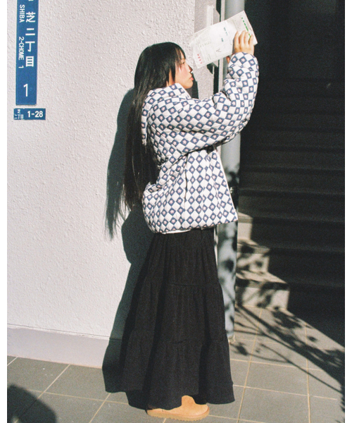 LO AXUAL（ロ・アクシュアル）の「FLEECE LOOSE POCKET TIERD SKIRT_BLACK（スカート・レディース・その他・FREE）」の2枚目の写真