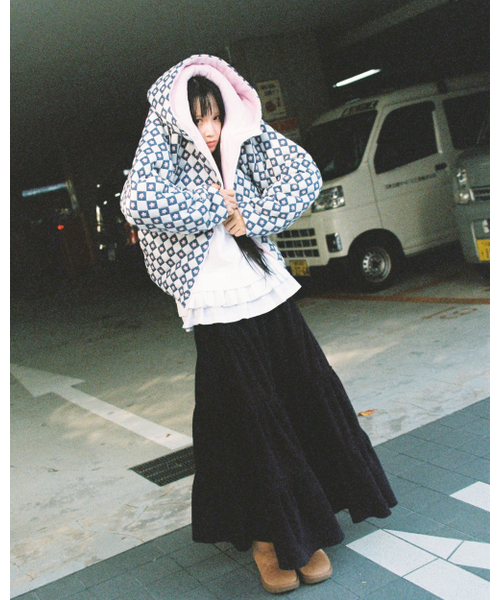 LO AXUAL（ロ・アクシュアル）の「FLEECE LOOSE POCKET TIERD SKIRT_BLACK（スカート・レディース・その他・FREE）」の5枚目の写真