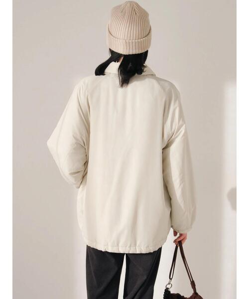 Samansa Mos2 blue（サマンサモスモスブルー）の「襟付中綿ブルゾン（ブルゾン・レディース・ライトベージュ/ブラック/カーキ・F）」の7枚目の写真