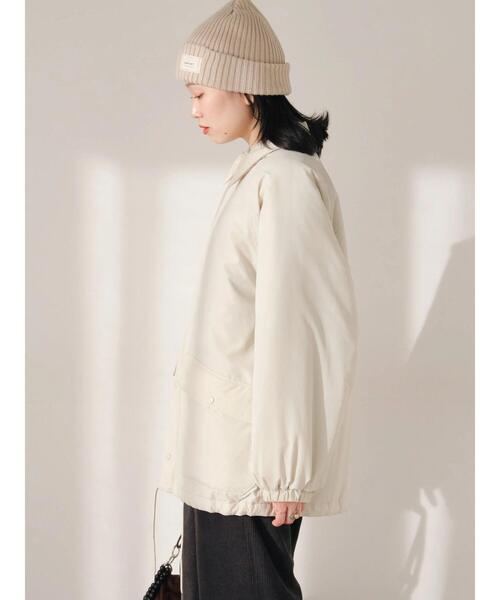 Samansa Mos2 blue（サマンサモスモスブルー）の「襟付中綿ブルゾン（ブルゾン・レディース・ライトベージュ/ブラック/カーキ・F）」の8枚目の写真