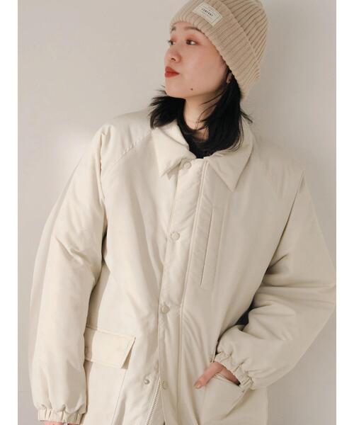 Samansa Mos2 blue（サマンサモスモスブルー）の「襟付中綿ブルゾン（ブルゾン・レディース・ライトベージュ/ブラック/カーキ・F）」の6枚目の写真