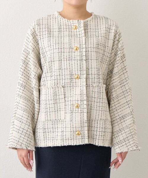 La boutique BonBon（ラブティックボンボン）の「【オケージョン対応】ツィード金ボタンジャケット（ノーカラージャケット・レディース・ブラック/オフホワイト・FREE）」の13枚目の写真