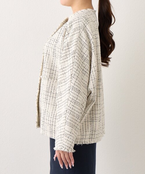 La boutique BonBon（ラブティックボンボン）の「【オケージョン対応】ツィード金ボタンジャケット（ノーカラージャケット・レディース・ブラック/オフホワイト・FREE）」の14枚目の写真