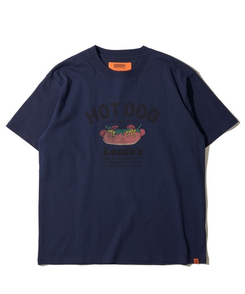 UNIVERSAL OVERALL(ユニバーサルオーバーオール)の「【UNIVERSAL OVERALL】オリジナルグラフィッククルーネックTシャツ(Tシャツ/カットソー・レディース・ネイビー/ブルーグレー/オートミール/グリーン系/ホワイト・X-LARGE/LARGE/MEDIUM)」の14枚目の写真