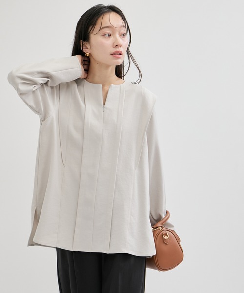 le cercle ADAM ET ROPE'（ルセルクルアダムエロペ）の「ビンテージライクツイルファスナーネックブラウス/セットアップ対応（シャツ/ブラウス・レディース・チャコールグレー/ネイビー/ライトグレー・FREE）」の2枚目の写真