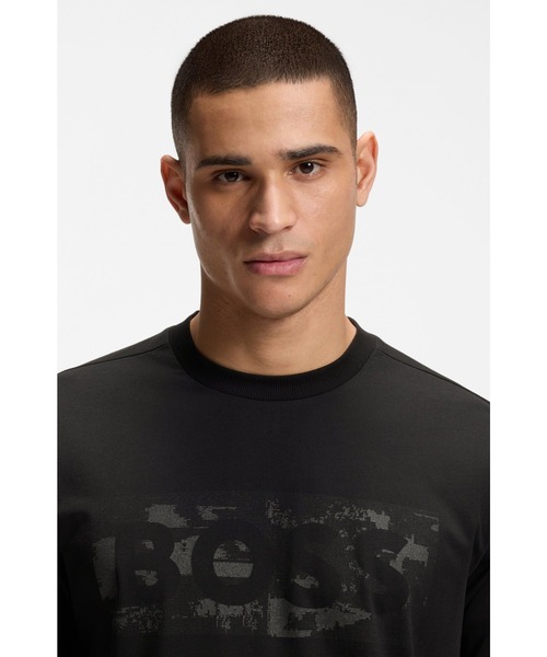 BOSS(ボス)の「ストレッチコットン Tシャツ ロゴアートワーク(Tシャツ/カットソー・メンズ・ブラック/ライトブラウン・M/L/XL/S)」の3枚目の写真