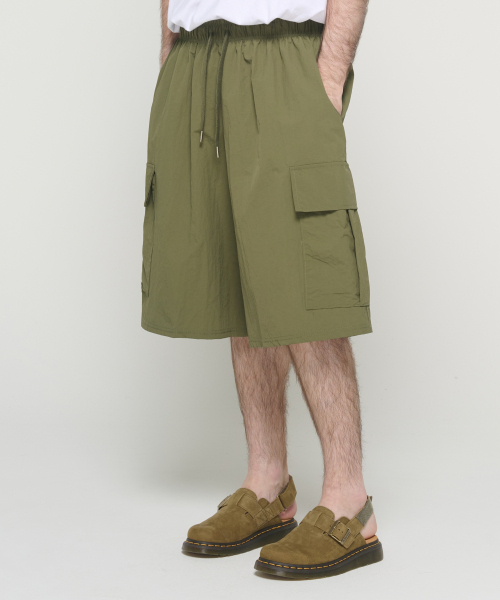 CARGOBROS(カーゴブロス)の「ナイロンカーゴバミューダパンツ(カーキ)(その他パンツ・メンズ・その他・FREE)」の1枚目の写真