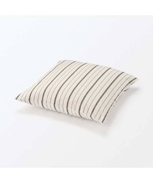 無印良品（ムジルシリョウヒン）の「綿洗いざらしクッションカバー　４３×４３ｃｍ用（クッション/クッションカバー・メンズ・ホワイト系/グレー系・FREE）」の2枚目の写真