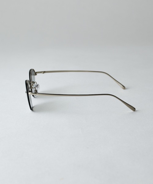 Lui's(ルイス)の「ハーフリムレスサングラス(サングラス・メンズ・ゴールド系その他/ゴールド/シルバー系その他/シルバー・FREE)」の18枚目の写真