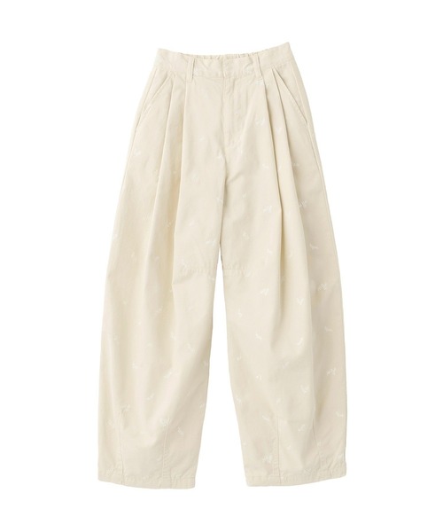 earth music&ecology（アースミュージックアンドエコロジー）の「フラワー刺繍ツイルカーブパンツ（その他パンツ・レディース・ホワイト系その他2/ライトベージュ・S/M）」の13枚目の写真