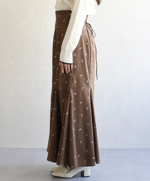 31 Sons de mode（トランテアン　ソン　ドゥ　モード）の「2026春夏新作 刺繍マーメイドスカート（スカート・レディース・モカ/イエロー/アイボリー・M/S）」の18枚目の写真