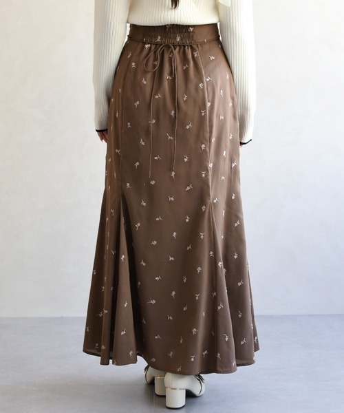 31 Sons de mode（トランテアン　ソン　ドゥ　モード）の「2026春夏新作 刺繍マーメイドスカート（スカート・レディース・モカ/イエロー/アイボリー・M/S）」の19枚目の写真