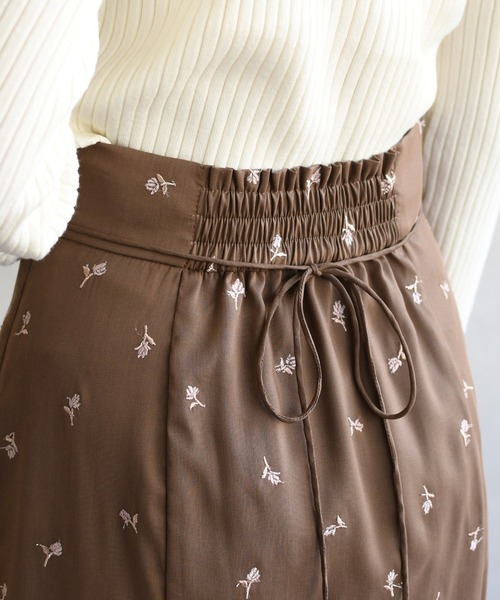 31 Sons de mode（トランテアン　ソン　ドゥ　モード）の「2026春夏新作 刺繍マーメイドスカート（スカート・レディース・モカ/イエロー/アイボリー・M/S）」の20枚目の写真