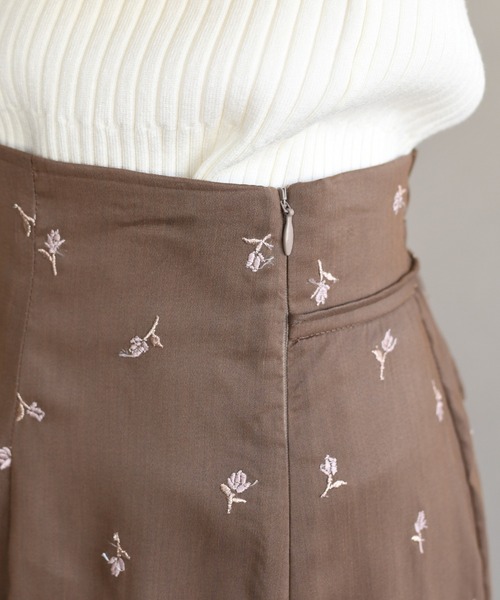 31 Sons de mode（トランテアン　ソン　ドゥ　モード）の「2026春夏新作 刺繍マーメイドスカート（スカート・レディース・モカ/イエロー/アイボリー・M/S）」の21枚目の写真