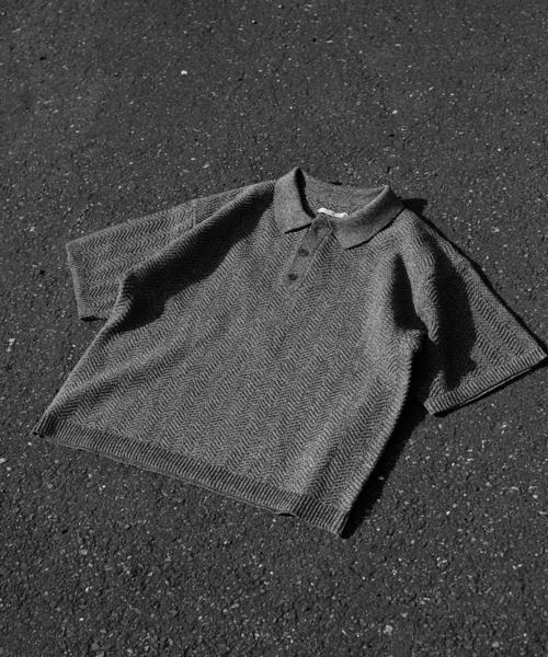 RUUBON（ルーボン）の「【RUUBON】herringbone knit polo shirt /ヘリンボーンニットポロシャツ（ポロシャツ・メンズ・ブラック/グレー・L/M/S）」の13枚目の写真