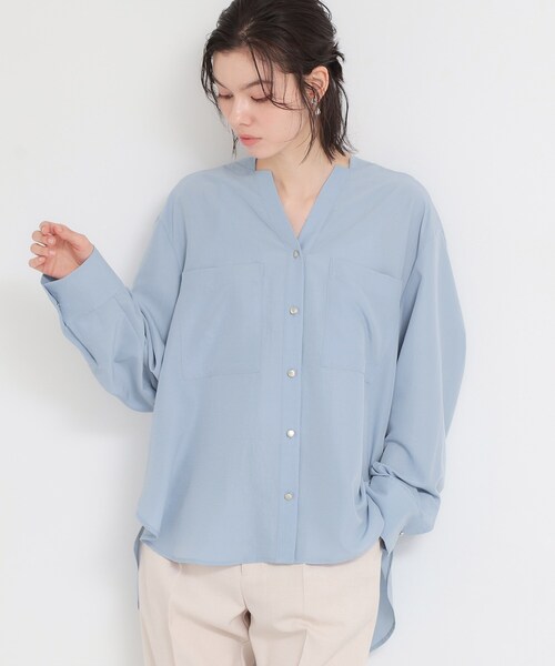 THE SHOP TK （ザ ショップ ティーケー ）の「【刻みネックですっきり見え】Wポケット金ボタンシャツ（シャツ/ブラウス・レディース・ピンク系/スミクロ/アイボリー/ライトブルー・12/14/13）」の13枚目の写真