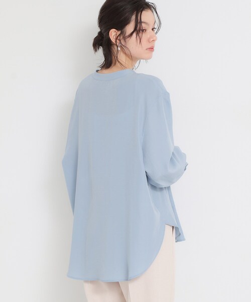 THE SHOP TK （ザ ショップ ティーケー ）の「【刻みネックですっきり見え】Wポケット金ボタンシャツ（シャツ/ブラウス・レディース・ピンク系/スミクロ/アイボリー/ライトブルー・12/14/13）」の14枚目の写真