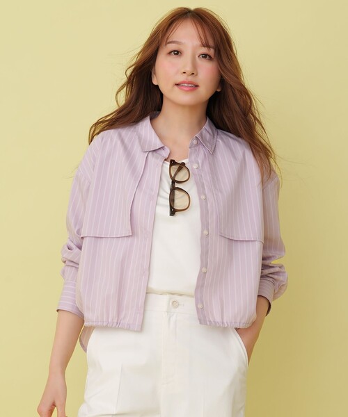 ANY SIS(エニィスィス)の「クロップドヨークハオリ シャツ(シャツ/ブラウス・レディース・スカイブルー系1/ホワイト系1/ライラック系1・MEDIUM)」の3枚目の写真