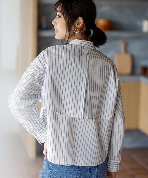 ANY SIS(エニィスィス)の「クロップドヨークハオリ シャツ(シャツ/ブラウス・レディース・スカイブルー系1/ホワイト系1/ライラック系1・MEDIUM)」の17枚目の写真