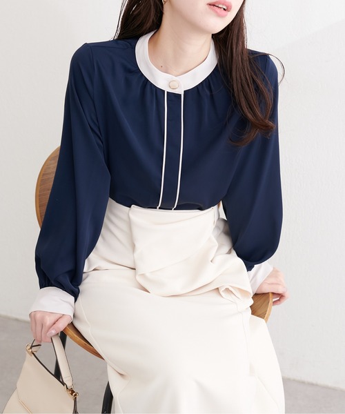 natural couture(ナチュラルクチュール)の「ニュアンスデザイン釦配色ブラウス(シャツ/ブラウス・レディース・ピンク系その他/オフホワイト/ネイビー/ベージュ・FREE)」の1枚目の写真