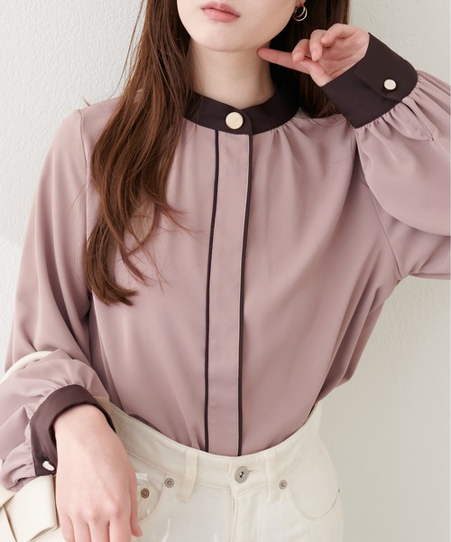 natural couture(ナチュラルクチュール)の「ニュアンスデザイン釦配色ブラウス(シャツ/ブラウス・レディース・ピンク系その他/オフホワイト/ネイビー/ベージュ・FREE)」の4枚目の写真