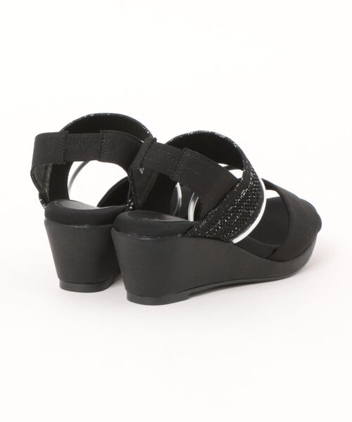 Piedi Nudi(ピエディヌーディ)の「BCC 異素材使い アシメサンダル(サンダル・レディース・ベージュ/ブラウン/ブラック・S/M/L/LL)」の5枚目の写真