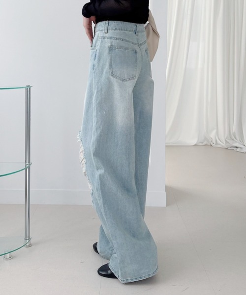Ada.（エイダ）の「レース付 ダメージ デニム ワイドパンツ（デニムパンツ・レディース・ライトブルー/ブラック・S/M）」の5枚目の写真