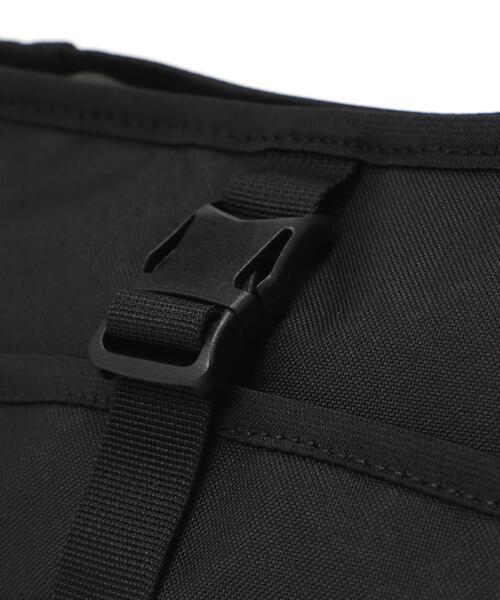 THE NORTH FACE(ザノースフェイス)の「THE NORTH FACE/ザ・ノース・フェイス/LeapShoulder(ショルダーバッグ・メンズ・ブラック・F)」の6枚目の写真