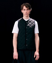 LAVENHAM ベスト Black Edition Unwadded Zipped High Neck Gilet Mens / ブラック