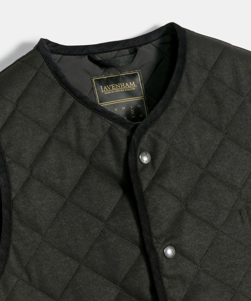 LAVENHAM（ラベンハム）の「Black Edition Brushed MS Thornham Mens / ブラック エディション ブラッシュド エムエス ソーンハム メンズ（ベスト・メンズ・ブラック・S/M/L/XL）」の7枚目の写真